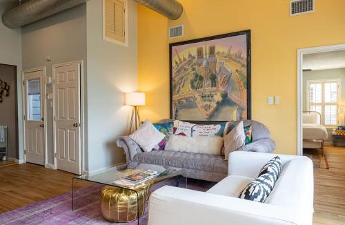 Rosewood House | East ATX 3BR 2BA, Patio and Fire Pit Mins to Downtown by Austin Vacay