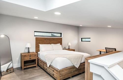 Govalle Apartment | East ATX Casita - Workspace and Near ACC Campus