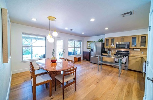 Blackshear-Prospect Hill House | East Austin Gem | Walk to Food & Fun