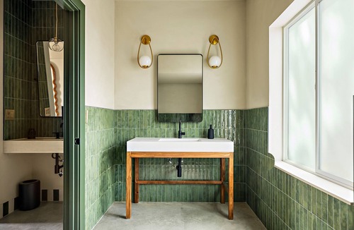 Bouldin Hotel | East Austin Oasis | Hot/Cold Plunge + Group Ready