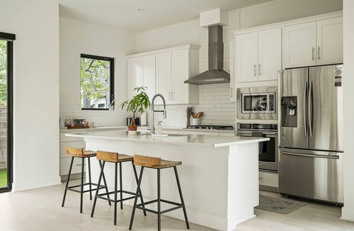 Chestnut House | East Austin Oasis | Pool | Grill | Modern 4BR Home