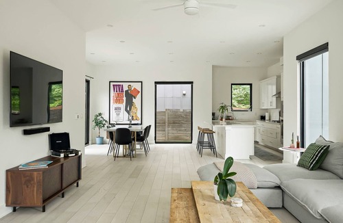 Chestnut House | East Austin Oasis | Pool | Grill | Modern 4BR Home