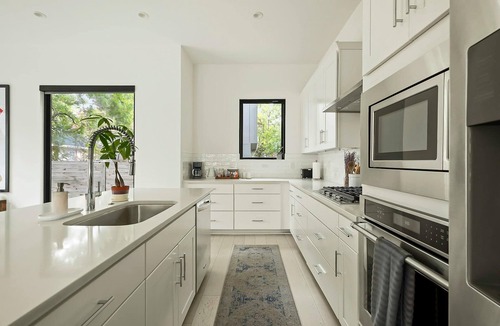 Chestnut House | East Austin Oasis | Pool | Grill | Modern 4BR Home