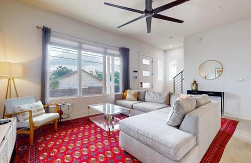 Foster Heights House | East Austin Retreat