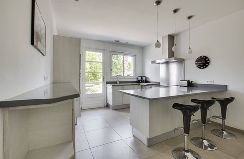 Soorts-Hossegor House | East bank of the lake, lovely renovated Basco-Landaise villa