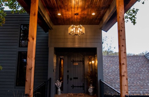 Maple Hill Cabin | East Bank on Mill Creek Lodge