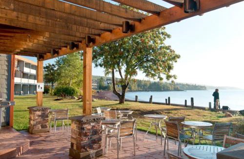 Grand Marais Apartment | East Bay Suites