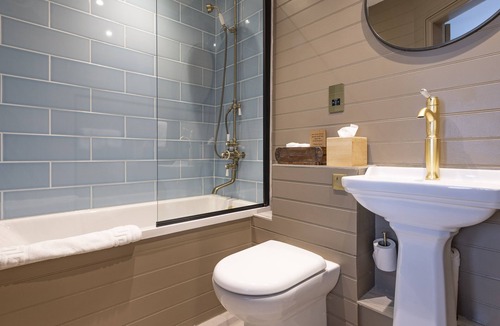 Littlehampton House | East Beach Guest House