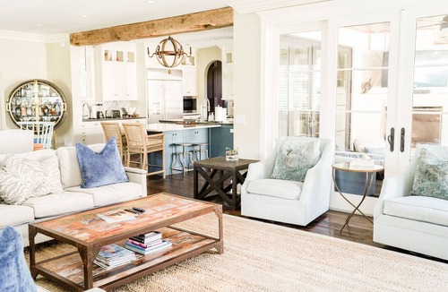 East Beach House | East Beach Luxury Home | Pool + Sleeps 14 | Walk to Beach