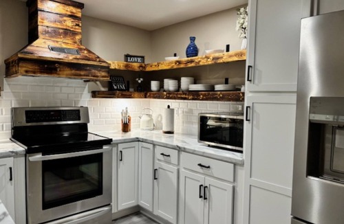West End Apartment | East Coast Hideaway