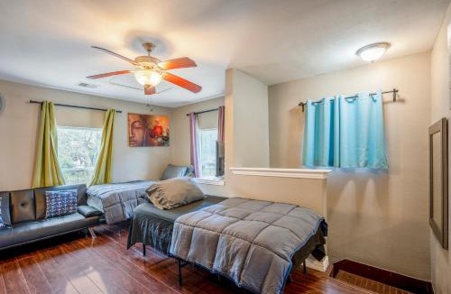 Greater East End Apartment | East Downtown Bungalow
