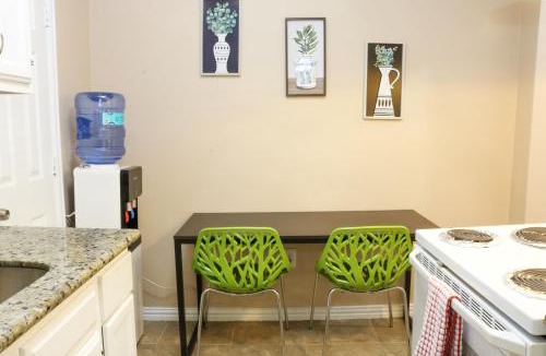 Greater East End Apartment | East Downtown Hideaway