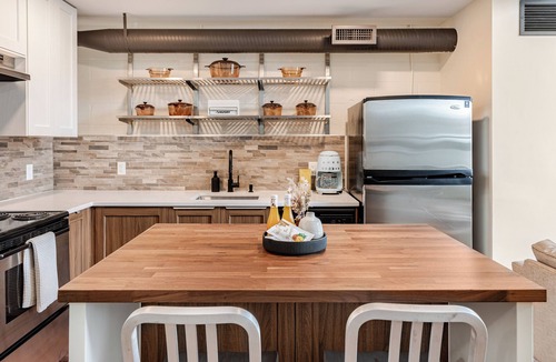 Inglewood House | East End Loft