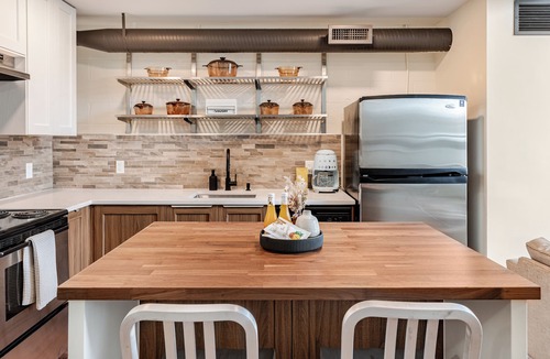 Inglewood House | East End Loft