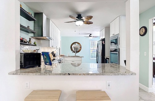 Fort Myers House | East Facing Heated Pool, Deep-Water Dock, Kayaks: Boats N Breezes