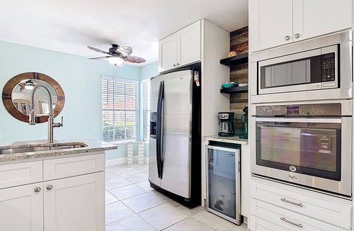 Fort Myers House | East Facing Heated Pool, Deep-Water Dock, Kayaks: Boats N Breezes