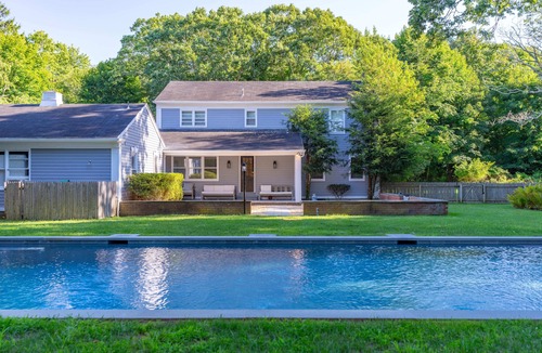 Village of East Hampton Villa | East Hampton Oasis with Pool
