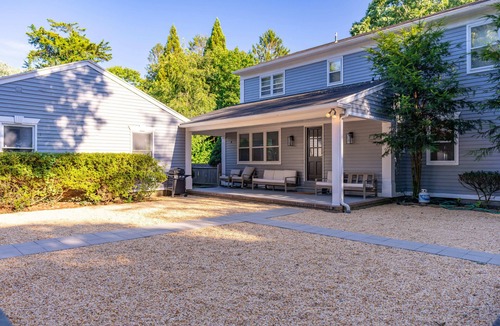 Village of East Hampton Villa | East Hampton Oasis with Pool