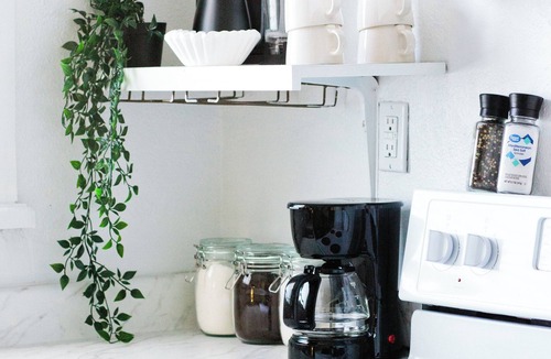 East Hill Apartment | East Hill Beachside Oasis | Walk to Everything