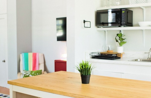 East Hill Apartment | East Hill Beachside Oasis | Walk to Everything