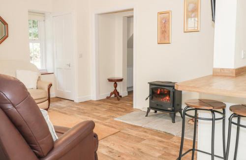 Walkerburn House | East Lodge