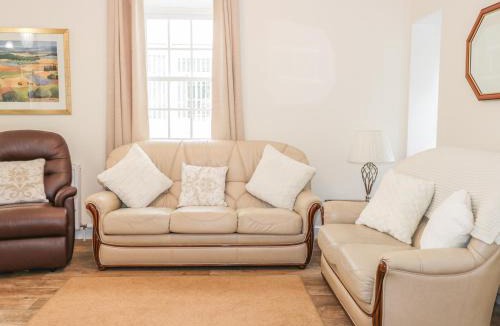 Walkerburn House | East Lodge