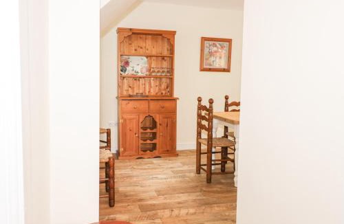 Walkerburn House | East Lodge