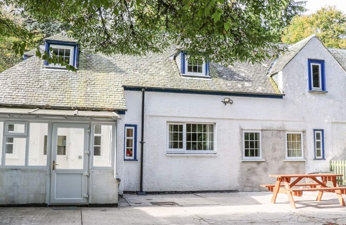 Walkerburn Cottage | EAST LODGE, pet friendly, with open fire in Walkerburn