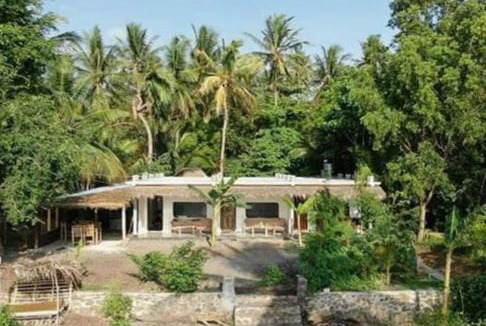 Labuhan Lombok House | East Lombok Dive Hotel - Rooms on the beach with seaview