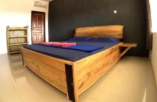 Labuhan Lombok House | East Lombok Dive Hotel - Rooms on the beach with seaview