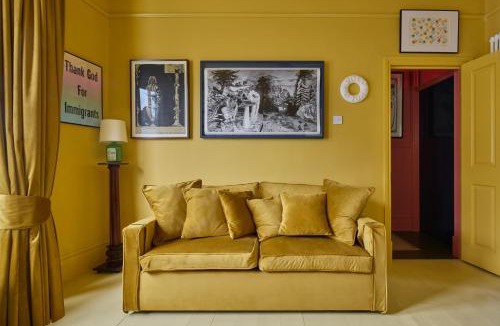 Leabridge Apartment | East London Apartment