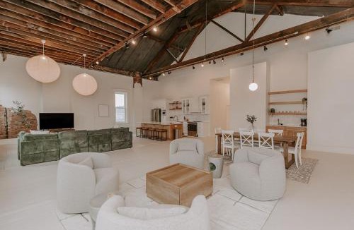 Madison Apartment | East Main Lofts