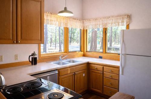 Black Butte Ranch House | East Meadow 017