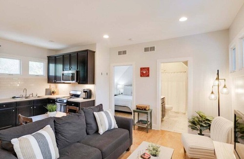 Eastwood Apartment | East Nash Hideaway ~ Close to Everything!