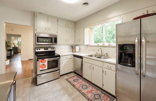 Inglewood House | East Nash Retreat: Fire Pit, Creek, Tree Swing