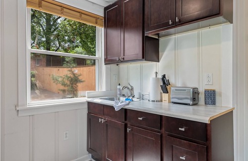 Nashville Apartment | East Nashville Studio, private entrance and yard , 10 min to downtown!