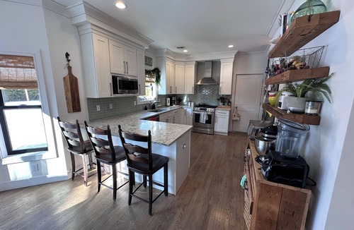 East Quogue House | East Quogue dream with outdoor turf, sport court and more