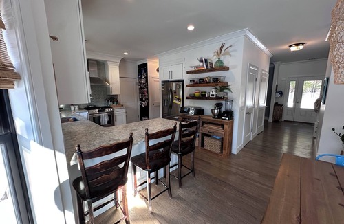 East Quogue House | East Quogue dream with outdoor turf, sport court and more