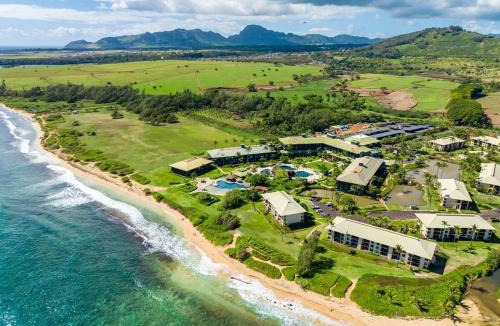 Hanamaulu Apartment | East Shore Beachfront Resort, Restaurant, Bar, AC, Spa, Pool & Gym