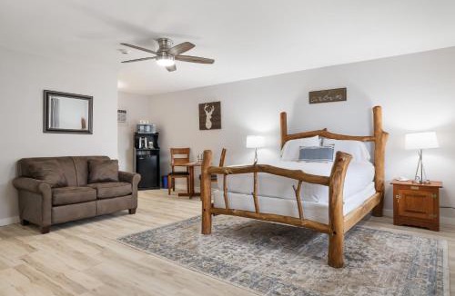 Hawley Hotel | East Shore Lodging