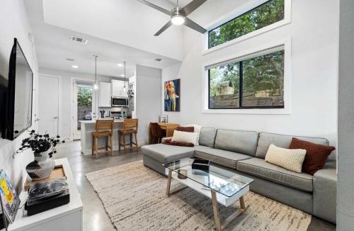 Blackshear-Prospect Hill House | East Side Haven - Blocks from Local Food Legends