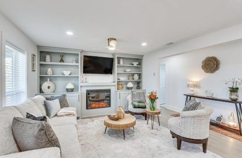 Longview House | East Texas Group Getaway! Modern Longview Home
