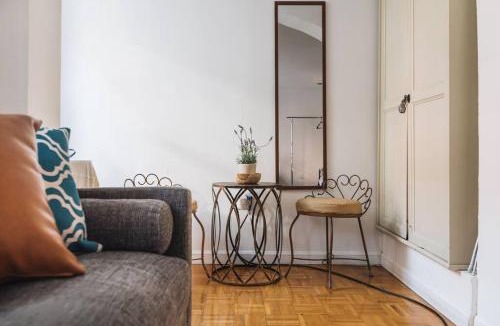 Ukrainian Village Apartment | East Village Townhouse