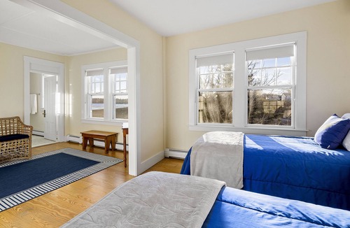 Tenants Harbor Hotel | East Wind Inn