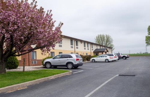 Witmer Hotel | Eastbrook Inn