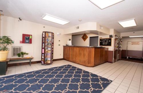 Witmer Hotel | Eastbrook Inn