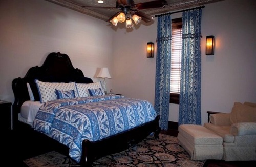 Jacksboro Bed & Breakfast | Eastburn Inn