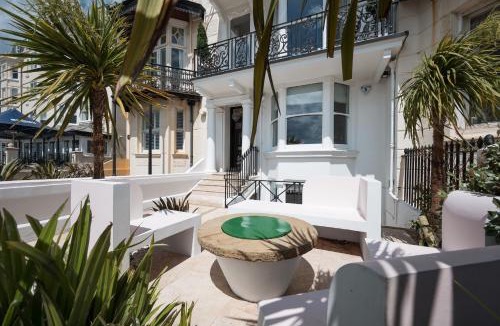 Seafront House | Eastcliff House
