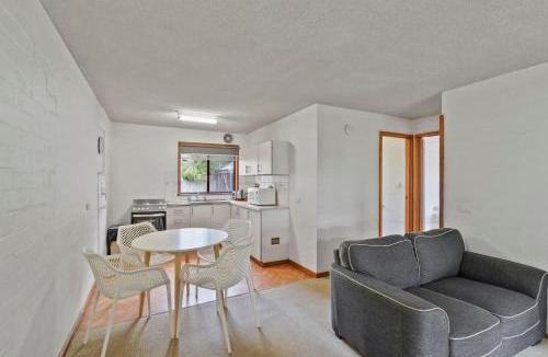 Port Fairy House | Eastern Beach Unit 1