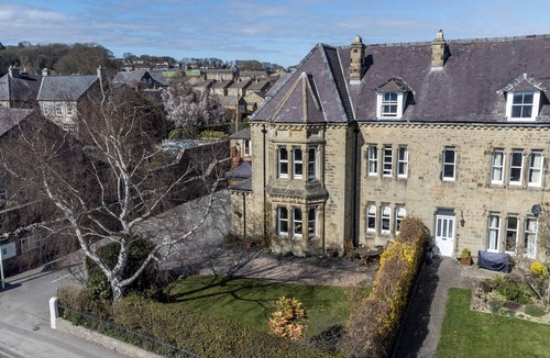 Leyburn House | Eastfield Lodge - Perfect Group accommodation